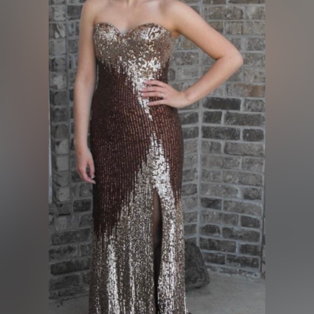 Gorgeous strapless dress for pageants, prom or formal occasion! - Picture 3 of 3